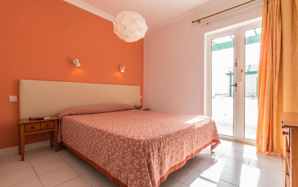 Apartamentos El Guarapo コスタ・テギセ エクステリア 写真